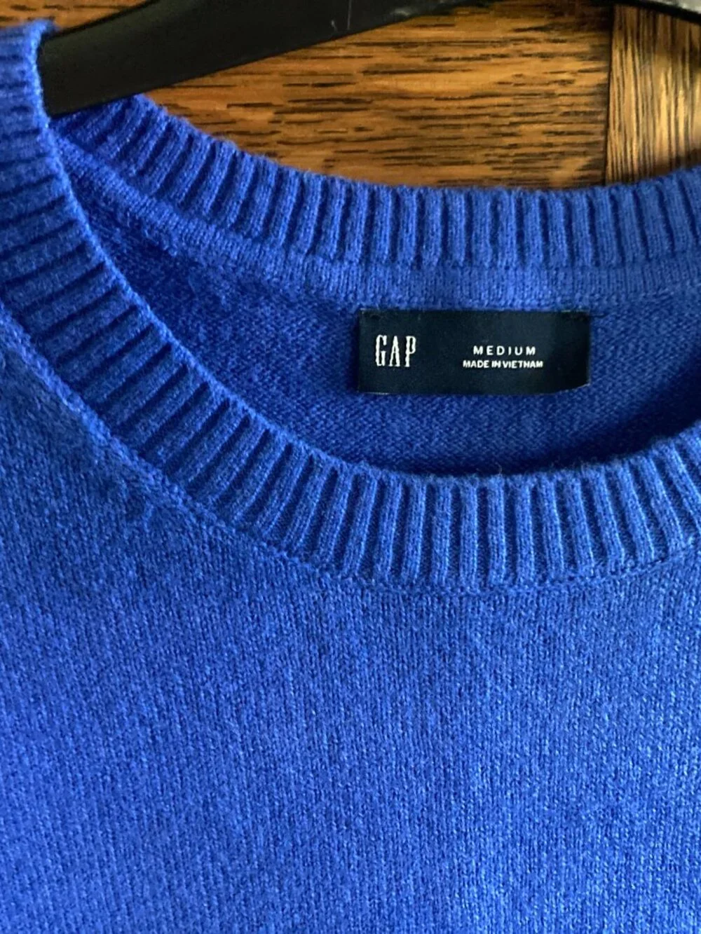 Lot of 4 sweaters: 3 GAP CashSoft Baby T-shirt & 1 Old Navy, medium, NWT & EUC - Picture 2 of 5